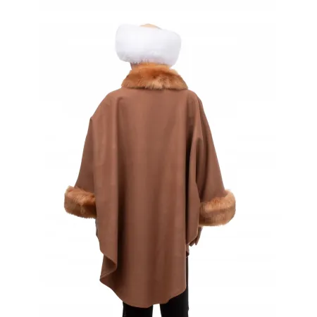 Etola ponczo z dodatkami eko futra narzutka wiosna jesień uniwersalne